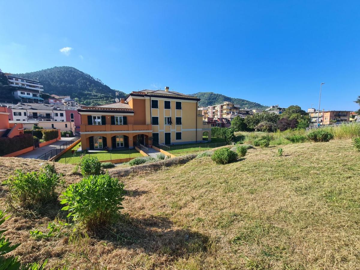 Santa Caterina Apartment Levanto Bagian luar foto