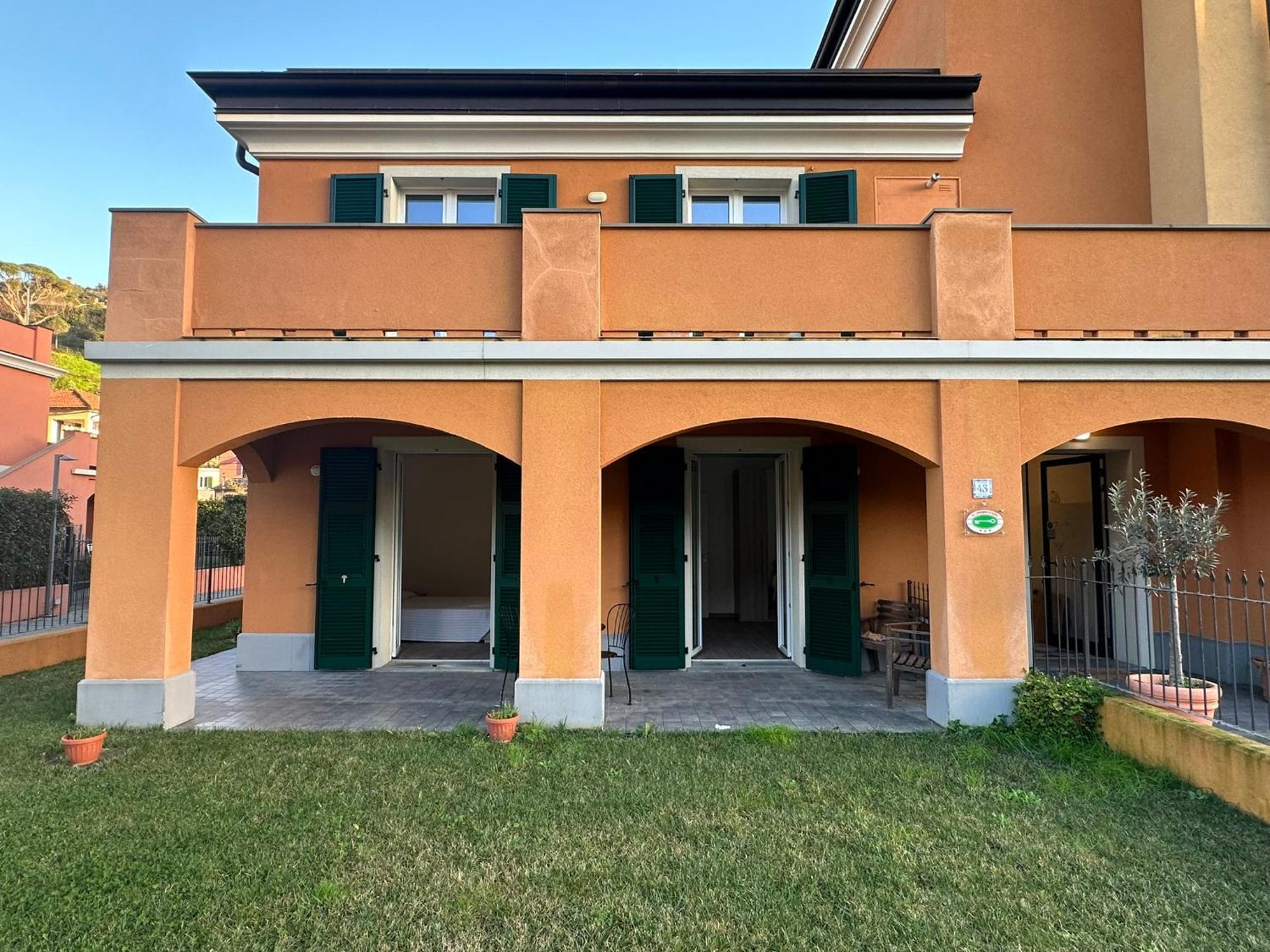 Santa Caterina Apartment Levanto Bagian luar foto