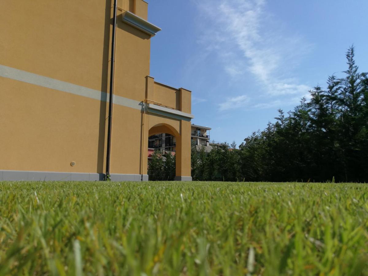 Santa Caterina Apartment Levanto Bagian luar foto